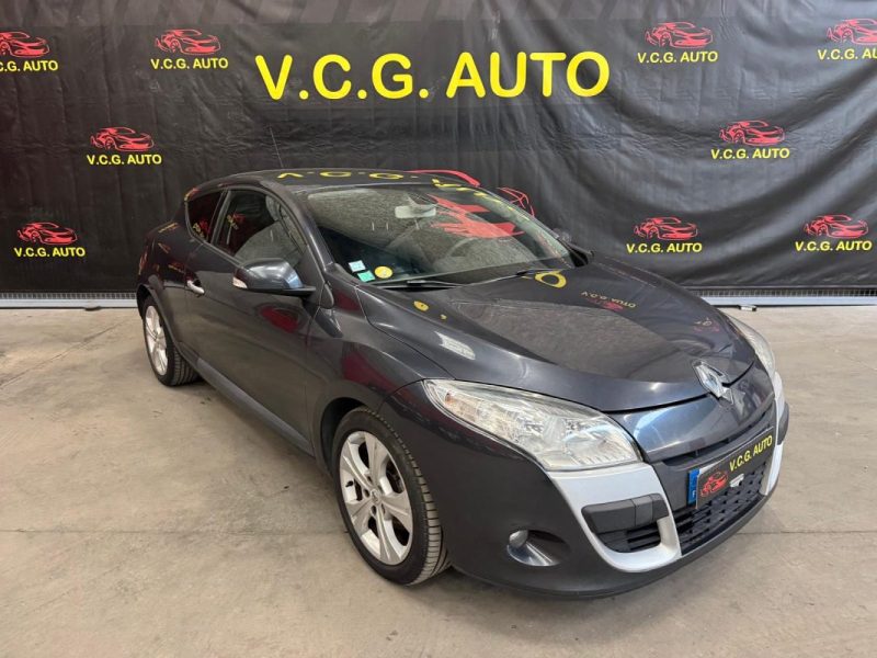 RENAULT MEGANE Coupe 1.9 DCI 130 DYNAMIQUE