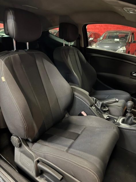 RENAULT MEGANE Coupe 1.9 DCI 130 DYNAMIQUE