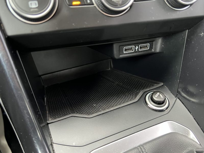 VOLKSWAGEN T-ROC 1.0 TSI 115ch Business - Entretien Complet Volkswagen 2018