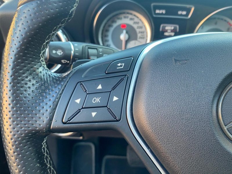 MERCEDES GLA 200 CDI 4MATIC 2015 🚘 Fascination / Toit ouvrant 🌟 / Caméra 📷 / Sièges chauffants ♨️