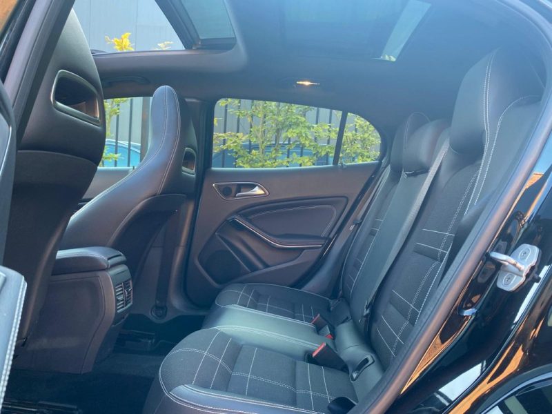 MERCEDES GLA 200 CDI 4MATIC 2015 🚘 Fascination / Toit ouvrant 🌟 / Caméra 📷 / Sièges chauffants ♨️