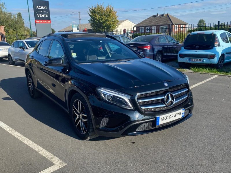 MERCEDES GLA 200 CDI 4MATIC 2015 🚘 Fascination / Toit ouvrant 🌟 / Caméra 📷 / Sièges chauffants ♨️