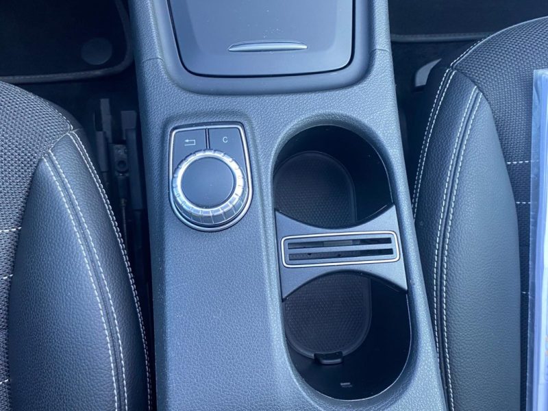 MERCEDES GLA 200 CDI 4MATIC 2015 🚘 Fascination / Toit ouvrant 🌟 / Caméra 📷 / Sièges chauffants ♨️