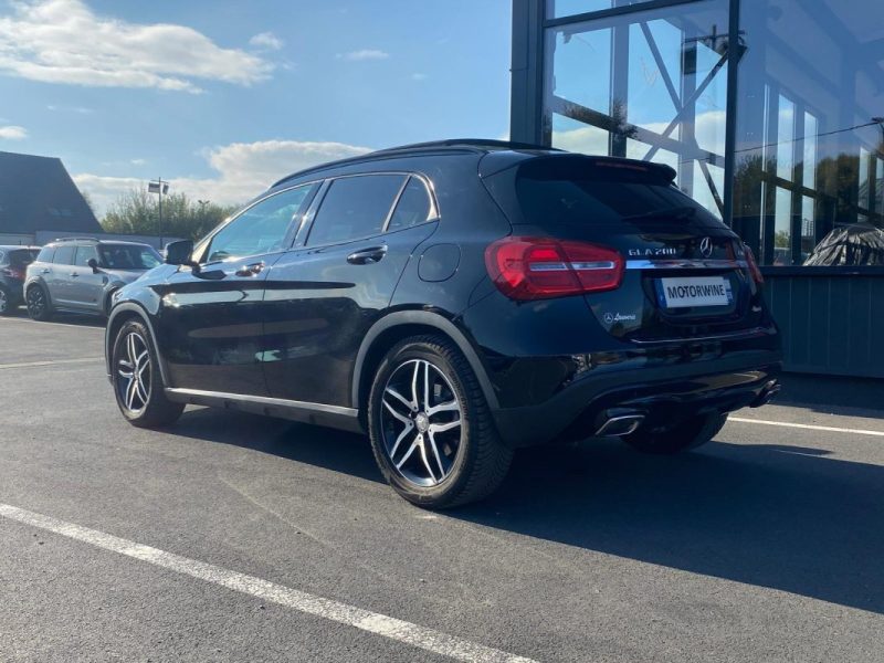MERCEDES GLA 200 CDI 4MATIC 2015 🚘 Fascination / Toit ouvrant 🌟 / Caméra 📷 / Sièges chauffants ♨️