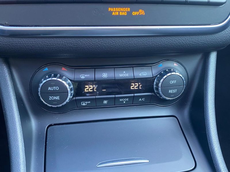 MERCEDES GLA 200 CDI 4MATIC 2015 🚘 Fascination / Toit ouvrant 🌟 / Caméra 📷 / Sièges chauffants ♨️