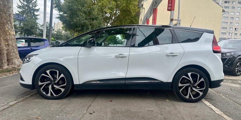 RENAULT GRAND SCENIC IV 1.7 Blue dCi 150 Intens EDC **1ère MAIN** 