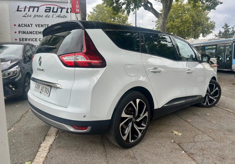 RENAULT GRAND SCENIC IV 1.7 Blue dCi 150 Intens EDC **1ère MAIN** 