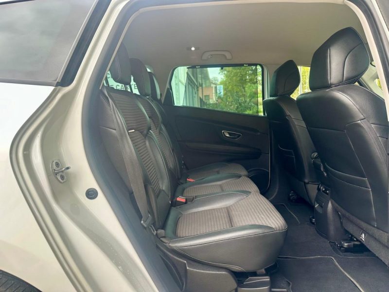 RENAULT GRAND SCENIC IV 1.7 Blue dCi 150 Intens EDC **1ère MAIN** 