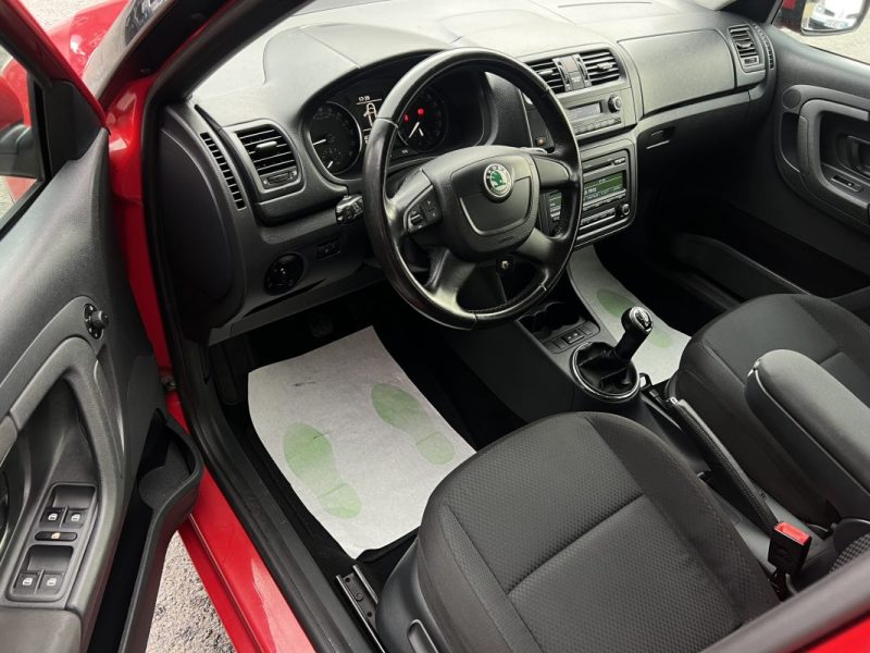 SKODA FABIA II PHASE 2 1.6 TDI 75 Cv 1ERE MAIN / 5 PORTES CLIM REGULATEUR CRIT AIR 2 - GARANTIE 1 AN