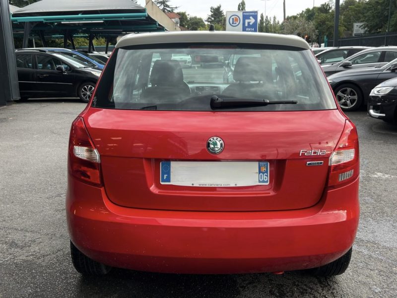 SKODA FABIA II PHASE 2 1.6 TDI 75 Cv 1ERE MAIN / 5 PORTES CLIM REGULATEUR CRIT AIR 2 - GARANTIE 1 AN