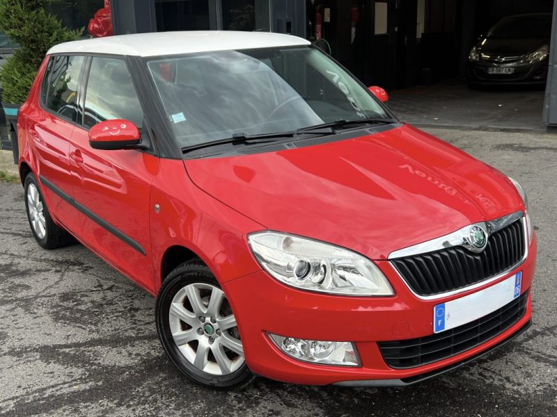 SKODA FABIA II PHASE 2 1.6 TDI 75 Cv 1ERE MAIN / 5 PORTES CLIM REGULATEUR CRIT AIR 2 - GARANTIE 1 AN