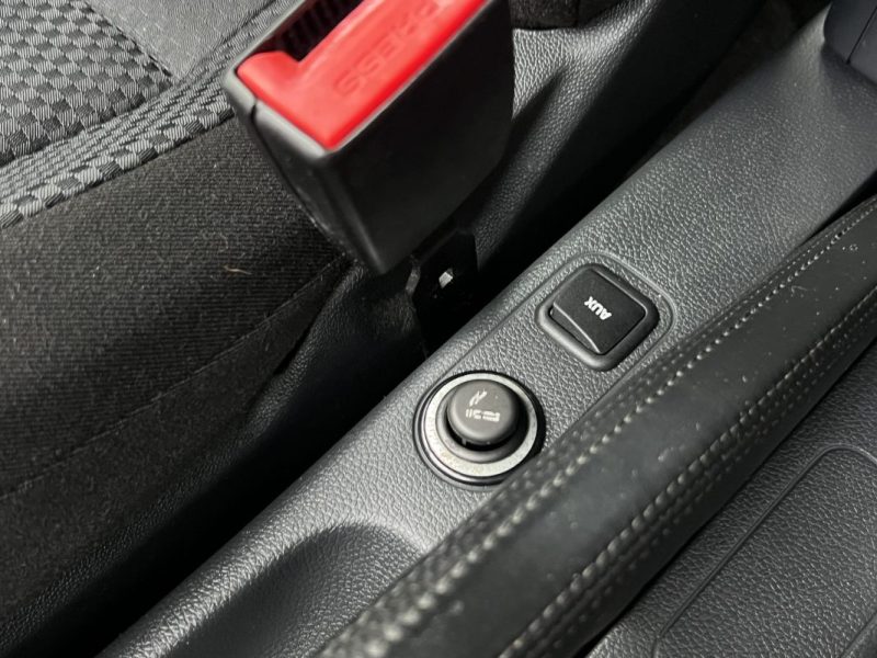 SKODA FABIA II PHASE 2 1.6 TDI 75 Cv 1ERE MAIN / 5 PORTES CLIM REGULATEUR CRIT AIR 2 - GARANTIE 1 AN