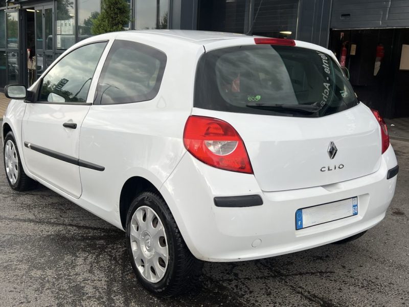 RENAULT CLIO 3 III SOCIETE 1.5 DCI 70 Cv - FRAIS A PREVOIR