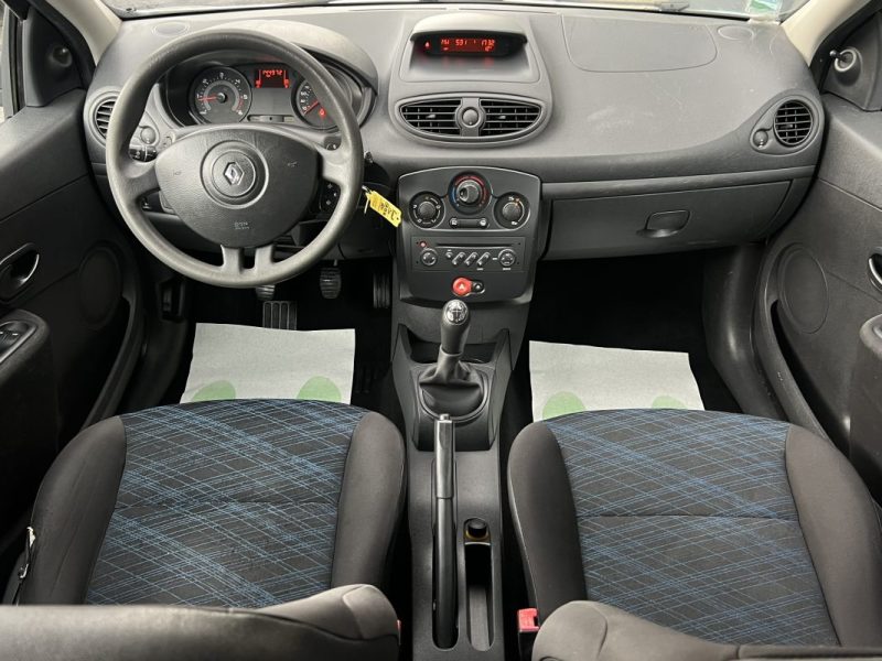 RENAULT CLIO 3 III SOCIETE 1.5 DCI 70 Cv - FRAIS A PREVOIR