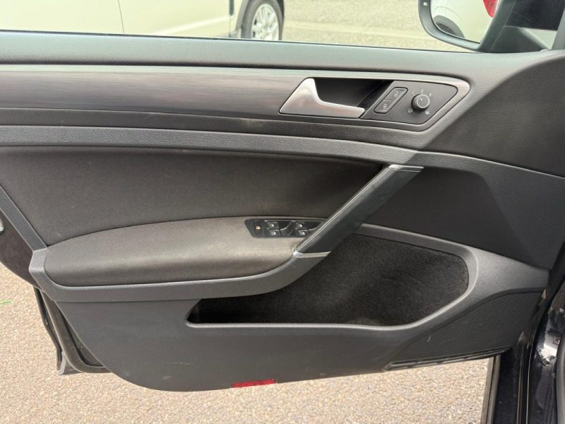 VOLKSWAGEN GOLF VII 1.6 TDI 115CH CARAT  DSG