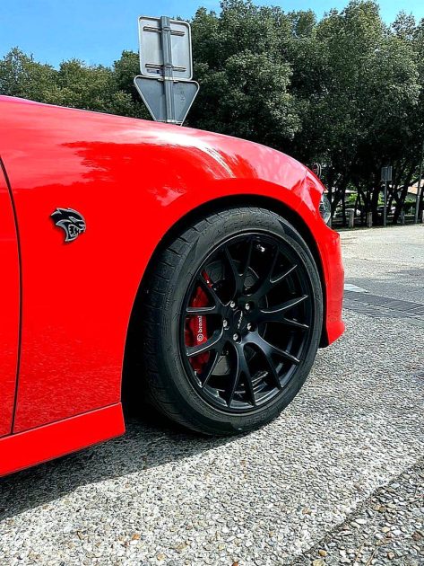 DODGE CHARGER HELLCAT 6.2 V8 SUPERCHARGED