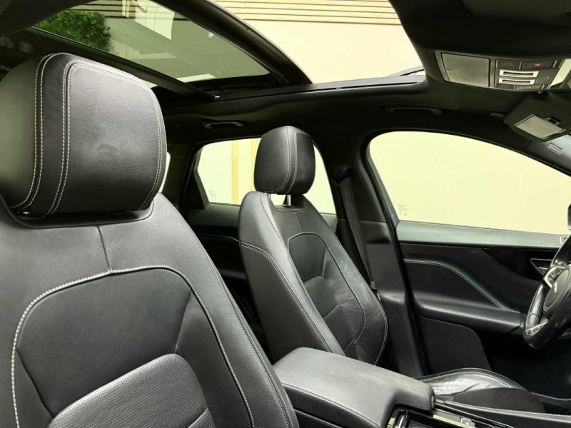 JAGUAR F-PACE 2.0D 180ch R-SPORT 4x4 BVA8 TOIT OUVRANT  2017