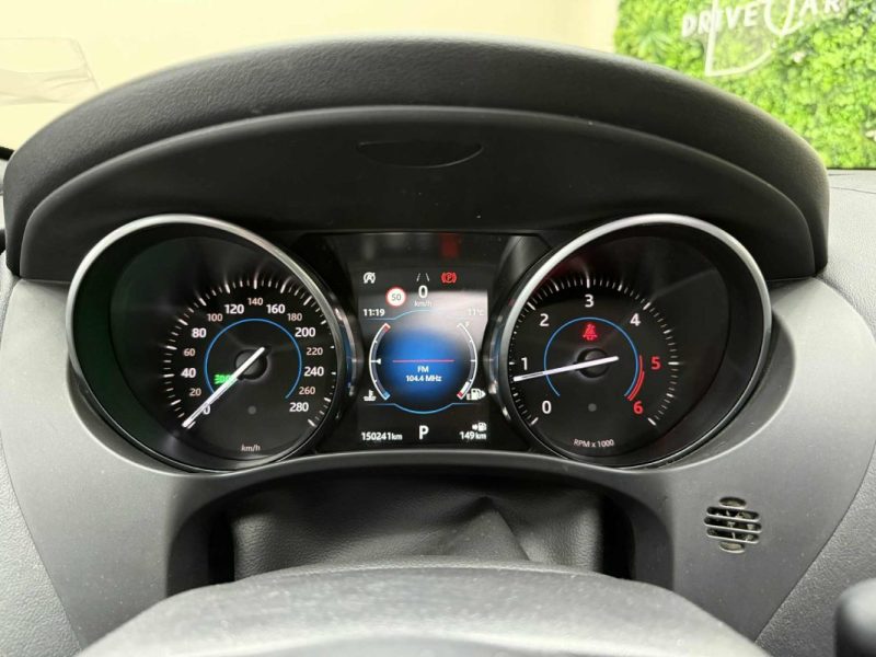 JAGUAR F-PACE 2.0D 180ch R-SPORT 4x4 BVA8 TOIT OUVRANT  2017