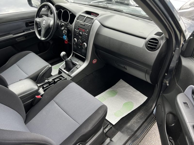 SUZUKI GRAND VITARA II 1.6 VVT 106 Cv 3 PORTES / ORIGINE FRANCE - GARANTIE 1 AN