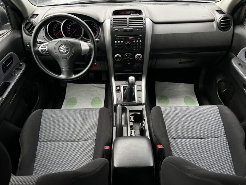 SUZUKI GRAND VITARA II 1.6 VVT 106 Cv 3 PORTES / ORIGINE FRANCE - GARANTIE 1 AN