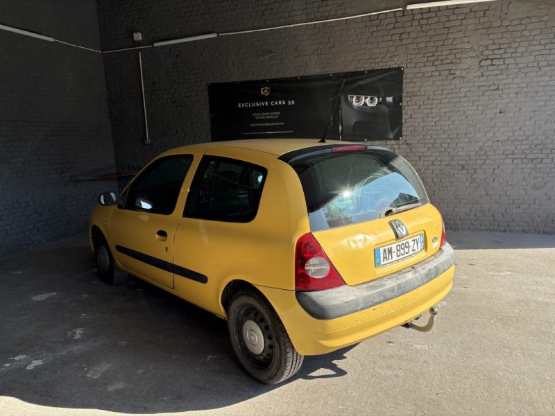 RENAULT CLIO SOCIETE AUTHENTIQUE 1.5DCI 55 2003