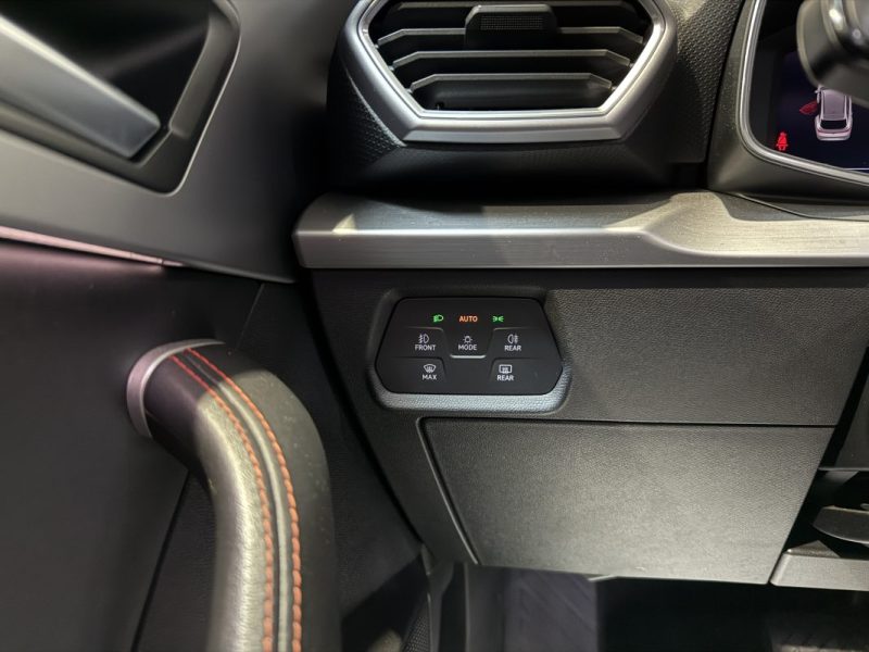 SEAT LEON ST FR 1.4 TSI 204ch e-Hybrid DSG / Toit ouvrant / Suivi complet Seat  2021