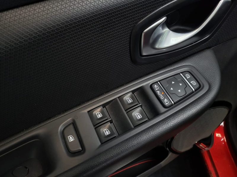 RENAULT CLIO 1.2 TCe Energy Limited 120 cv