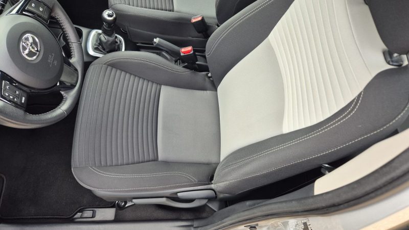 TOYOTA YARIS 69 VVT-i France Business 5p 2019