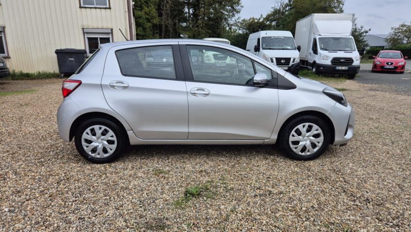 TOYOTA YARIS 69 VVT-i France Business 5p 2019