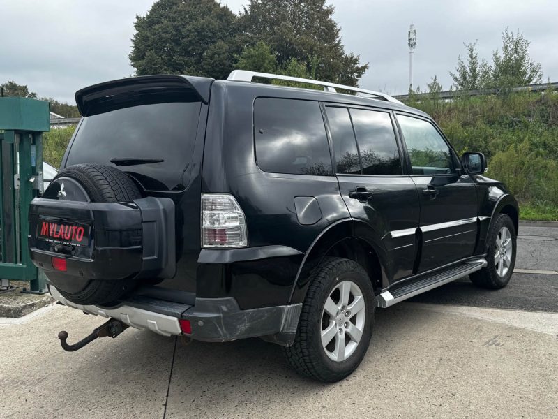 MITSUBISHI PAJERO LONG 7 PLACES 3.2 DI-D 170 INTENSE AT 2009