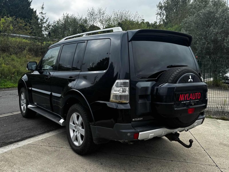 MITSUBISHI PAJERO LONG 7 PLACES 3.2 DI-D 170 INTENSE AT 2009