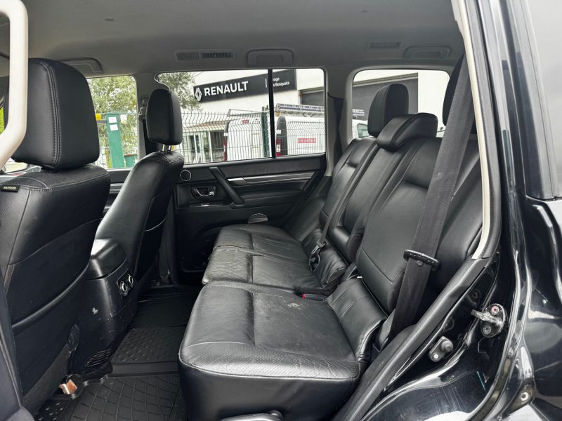 MITSUBISHI PAJERO LONG 7 PLACES 3.2 DI-D 170 INTENSE AT 2009