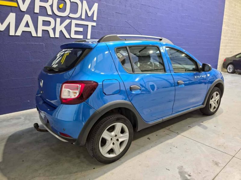 DACIA SANDERO 1.5 dCi 90ch Urban Stepway / SUIVI COMPLET