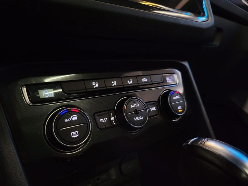 VOLKSWAGEN TIGUAN TSI 150 CARAT DSG / REPROG ETHANOL / TOIT OUVRANT / CARPLAY / SUIVI COMPLET
