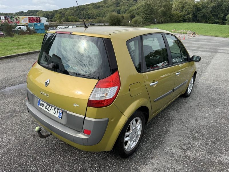 RENAULT MEGANE SCENIC SCÉNIC II (JM0/1_) 1.9 dCi (120Ch) 2005