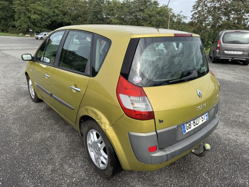 RENAULT MEGANE SCENIC SCÉNIC II (JM0/1_) 1.9 dCi (120Ch) 2005