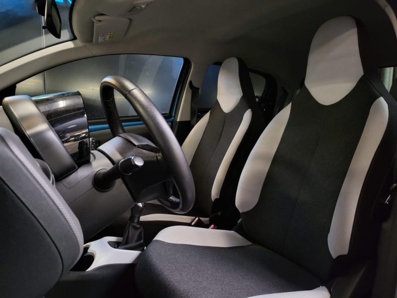 CITROEN C1 1,0VTi 72CV SHINE / CARPLAY / CAMERA RECUL