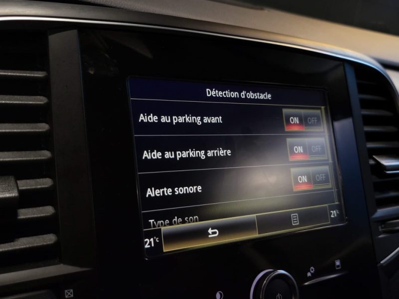 RENAULT TALISMAN 1.6 TCe 150ch SIEGES MASSANTS MAIN LIBRE LUMIERES D\'AMBIANCE