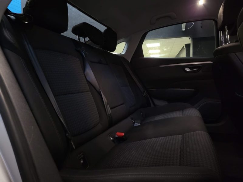 RENAULT TALISMAN 1.6 TCe 150ch SIEGES MASSANTS MAIN LIBRE LUMIERES D\'AMBIANCE