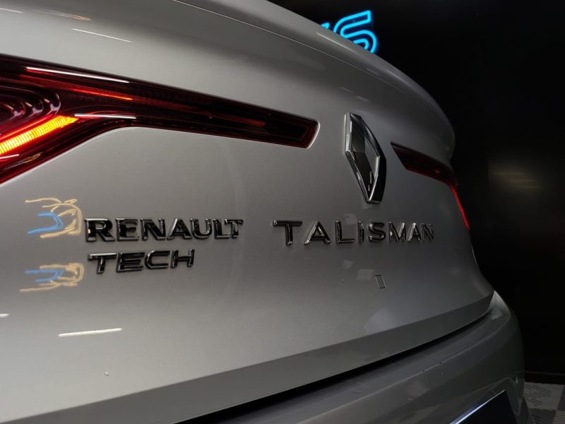 RENAULT TALISMAN 1.6 TCe 150ch SIEGES MASSANTS MAIN LIBRE LUMIERES D\'AMBIANCE