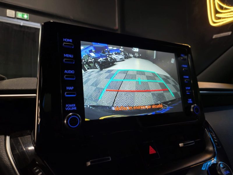 TOYOTA COROLLA TOURING SPORTS 122H DYNAMIC BUSINESS / CAMERA DE RECUL / SIEGES CHAUFFANT / SUIVI COM