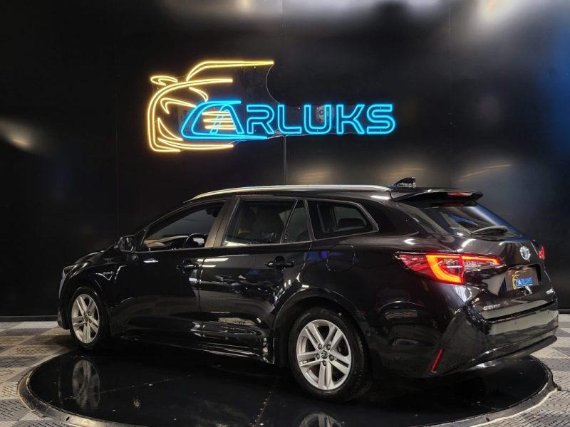 TOYOTA COROLLA TOURING SPORTS 122H DYNAMIC BUSINESS / CAMERA DE RECUL / SIEGES CHAUFFANT / SUIVI COM