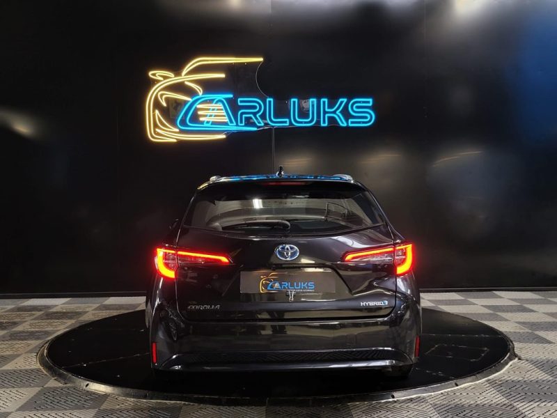 TOYOTA COROLLA TOURING SPORTS 122H DYNAMIC BUSINESS / CAMERA DE RECUL / SIEGES CHAUFFANT / SUIVI COM