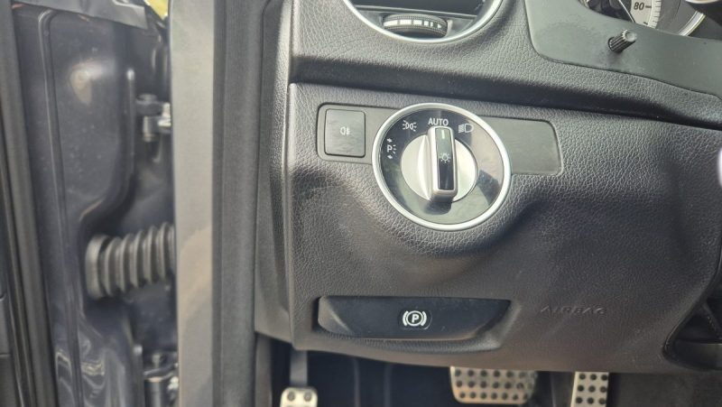 MERCEDES CLASSE C 220 CDI 170 ch AVANTGADE PACK AMG SPORT 7G-Tronic  2012