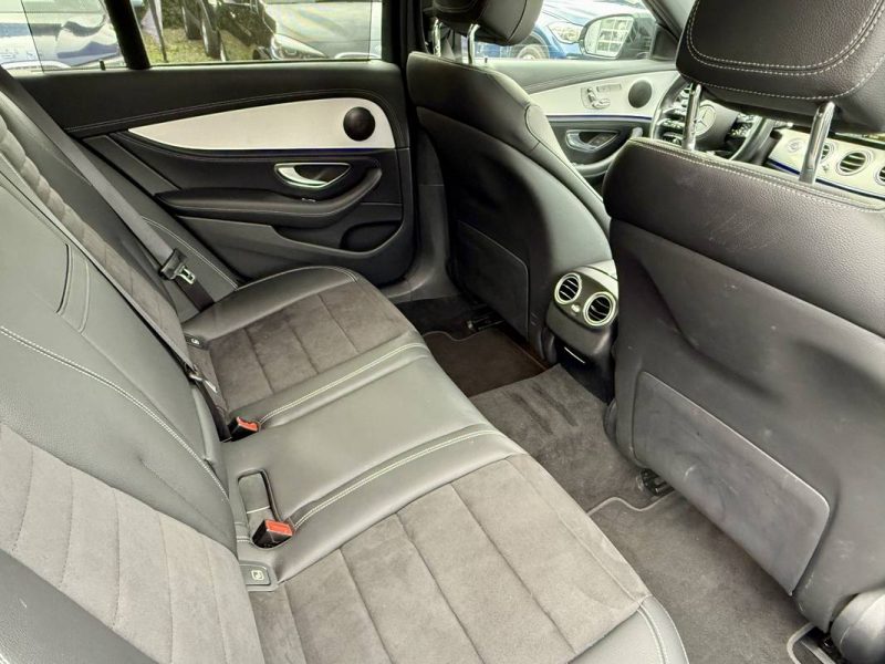 MERCEDES BENZ CLASSE E BREAK 300 DE AMG LINE 9G-TRONIC