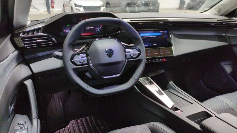 Peugeot 308 Bluehdi 130ch s&s eat8 allure + adml + navi