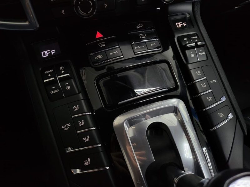 PORSCHE CAYENNE DIESEL 3.0 TDi V6 Tiptronic S 262 ch