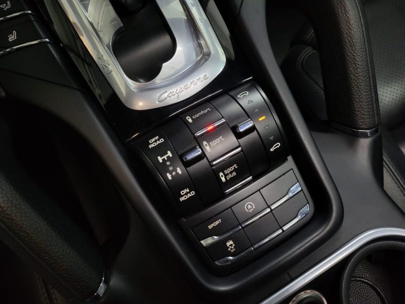 PORSCHE CAYENNE DIESEL 3.0 TDi V6 Tiptronic S 262 ch