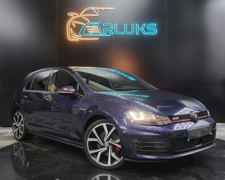VOLKSWAGEN GOLF GTI 2.0 TSI 220 cv DSG6 