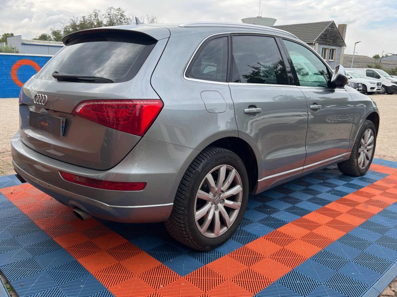 AUDI Q5 3.2 FSI V6 24V Quattro S Tronic7 270 cv Boîte auto 2012